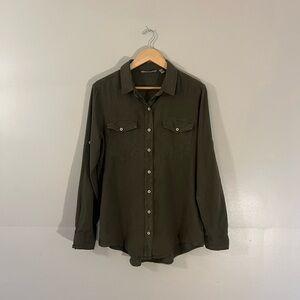 Athleta olive green minimalist linen button up long sleeve collar shirt medium